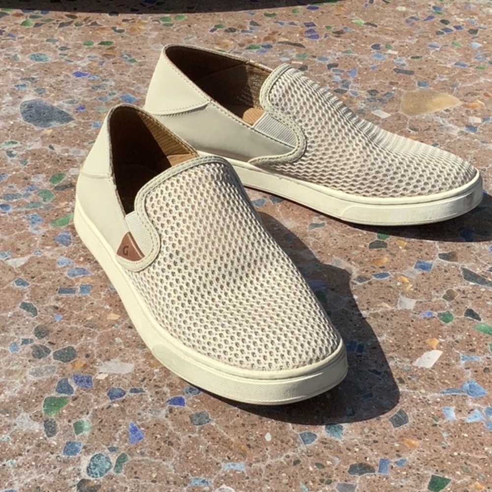 OluKai “Pehuea” slip ons, womens.